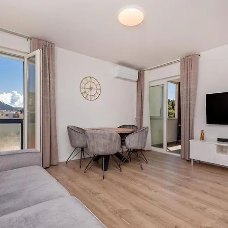 Daire Kate- New In Center Of Lapad Dubrovnik